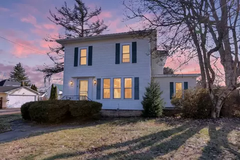 220 Coshocton Ave, Mount Vernon, OH 43050