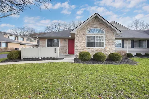 119 Hillview Ct, Heath, OH 43056
