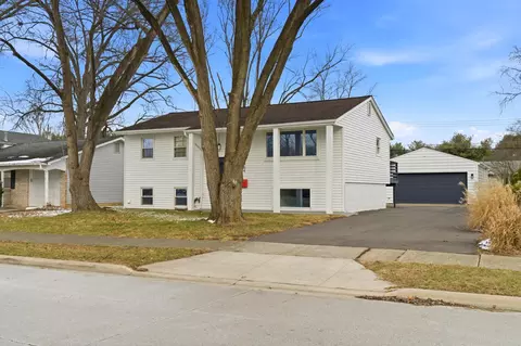 464 Foxwood Dr, Columbus, OH 43230