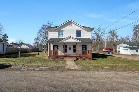 75 N Redding St, Tarlton, OH 43156