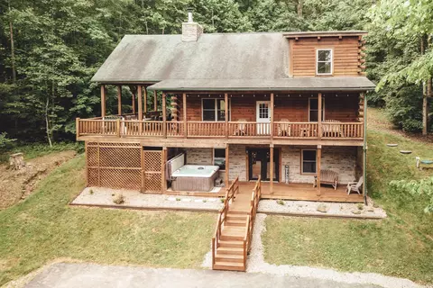 28845 Big Pine Rd, Logan, OH 43138