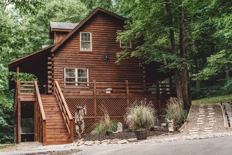 28843 Big Pine Rd, Logan, OH 43138