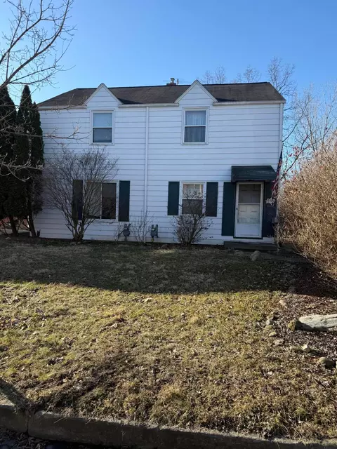 231 W Pacemont Rd, Columbus, OH 43202
