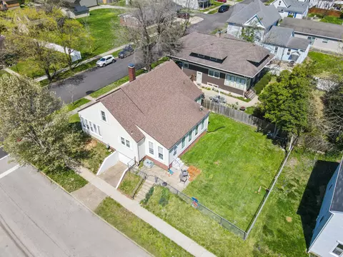 56 N High St, Jackson, OH 45640