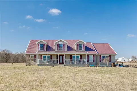 765 Carl Penn Rd, Waverly, OH 45690