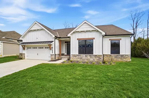 14103 SW Sunladen Dr SW, Reynoldsburg, OH 43068