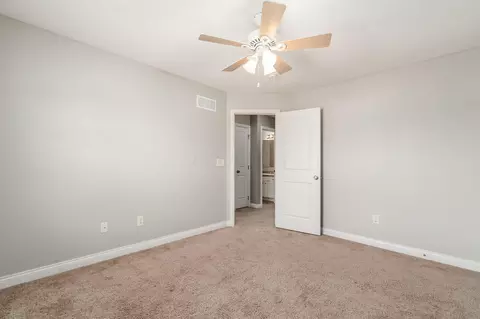 Bedroom - 8366 Marwithe Pl, New Albany, OH 43054 photo 6 of 9