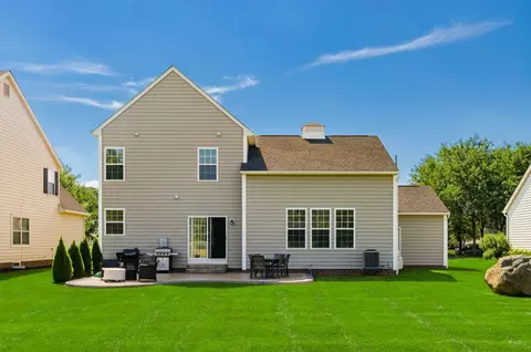 Exterior - 8366 Marwithe Pl, New Albany, OH 43054 photo 6 of 11