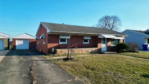 652 Adena Rd, Chillicothe, OH 45601