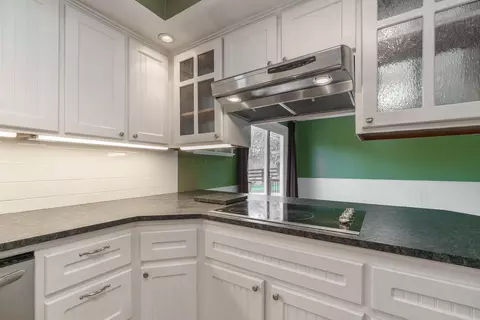 Kitchen - 4740 Bright Rd, Dublin, OH 43016 photo 5 of 6