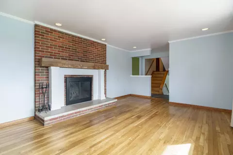 Living - 4740 Bright Rd, Dublin, OH 43016 photo 4 of 7