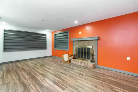 Living - 4740 Bright Rd, Dublin, OH 43016 photo 7 of 7