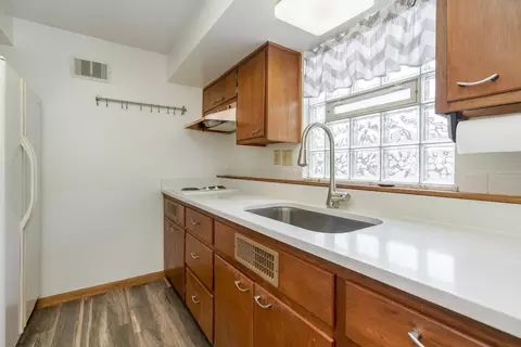 Kitchen - 4740 Bright Rd, Dublin, OH 43016 photo 6 of 6