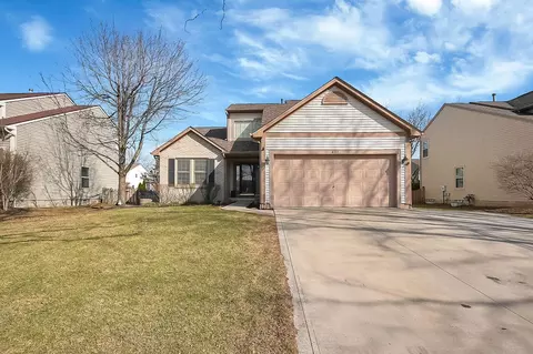 824 Cape Henry Dr, Columbus, OH 43228