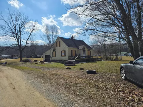 26004 Millwood Rd, Howard, OH 43028