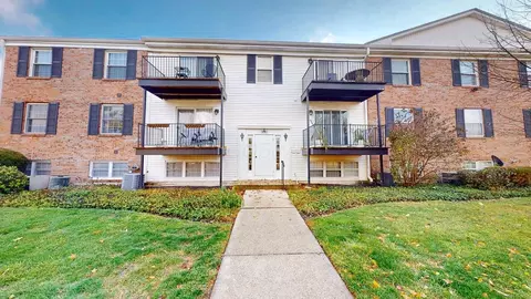5285 Portland St #104, Columbus, OH 43235