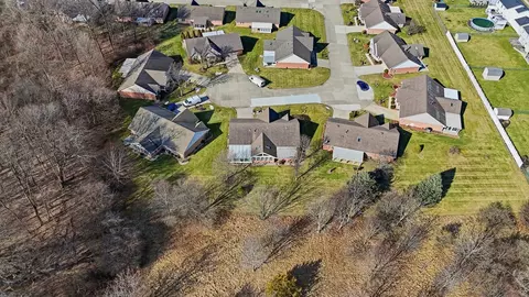 1398 Elizabeth Ct, Springfield, OH 45503 photo 5