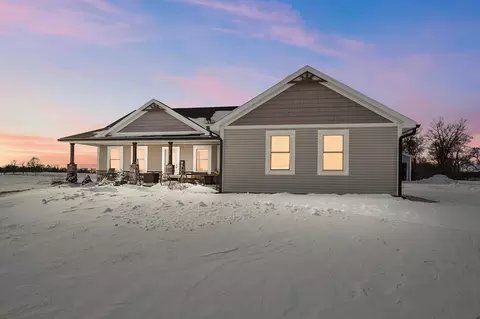 1222 N Dugan Rd, Urbana, OH 43078