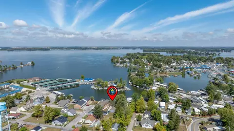 218 Warren Ave UNIT 8, Russells Point, OH 43348