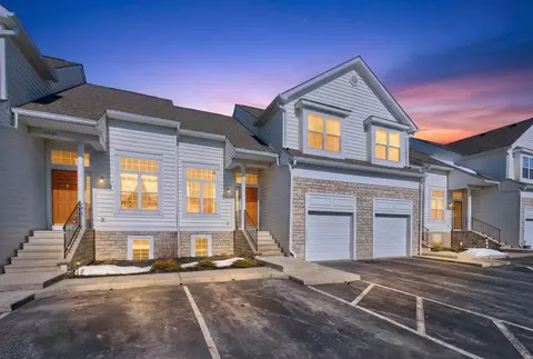6942 Churchill Downs Dr #40, New Albany, OH 43054