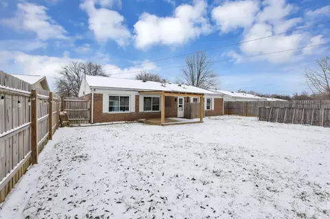 Exterior - 231 Fieldpoint Rd, Heath, OH 43056 photo 5 of 10