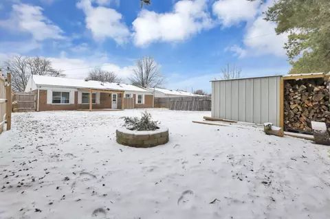Exterior - 231 Fieldpoint Rd, Heath, OH 43056 photo 9 of 10