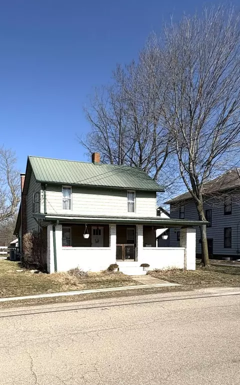 327 Moreland St, Saint Louisville, OH 43071