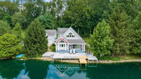 15745 Lower Fredericktown Amity Rd, Fredericktown, OH 43019