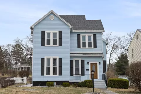 528 N Court St, Circleville, OH 43113