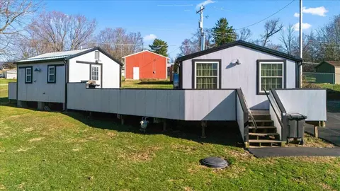 15 Westview Pl, Thornville, OH 43076