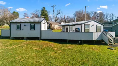 15 Westview Pl, Thornville, OH 43076
