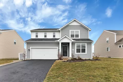 2018 Trophy Dr, Marysville, OH 43040
