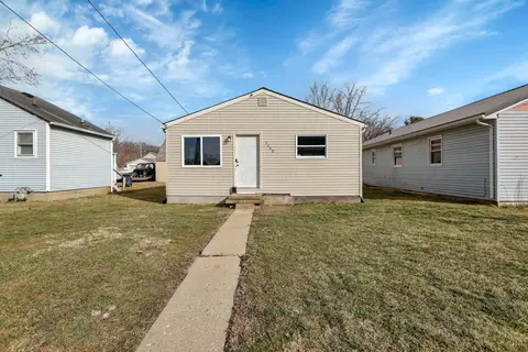 1113 E Locust St, Lancaster, OH 43130