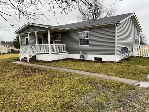 4070 Tschopp Rd NE, Lancaster, OH 43130
