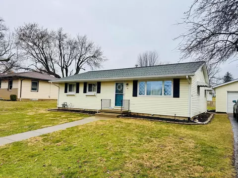 96 Thornhill Dr, Thornville, OH 43076