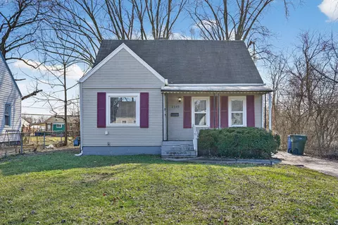 2145 Argyle Dr, Columbus, OH 43219