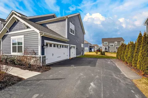 Exterior - 10609 Mangrove Loop, Plain City, OH 43064 photo 10 of 15