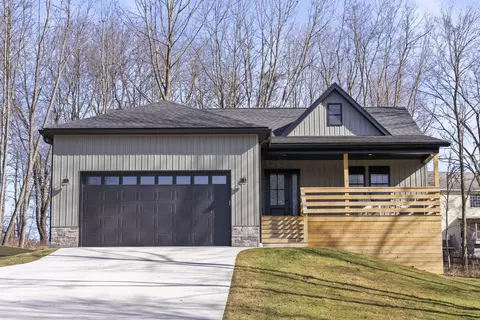 58 Westmoreland Ct, Howard, OH 43028