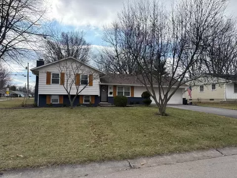 843 Pinehurst St, Marysville, OH 43040