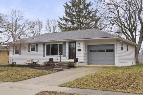 3887 Evans Dr, Grove City, OH 43123