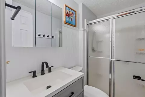 Bath - 3143 Brampton St, Dublin, OH 43017 photo 2 of 5