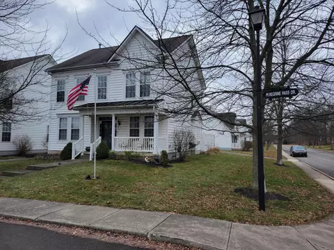 4081 Peregrine Pass Dr, Columbus, OH 43230