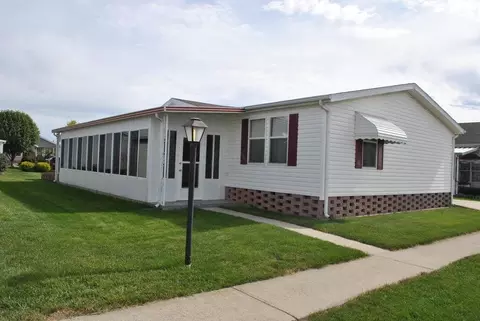 4462 Bobby Trl, Obetz, OH 43207