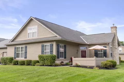 306 Waterside Dr, Delaware, OH 43015