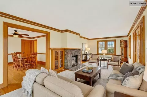 Living - 121 N David Ave, Jackson, OH 45640 photo 2 of 5