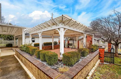 Exterior - 121 N David Ave, Jackson, OH 45640 photo 5 of 10