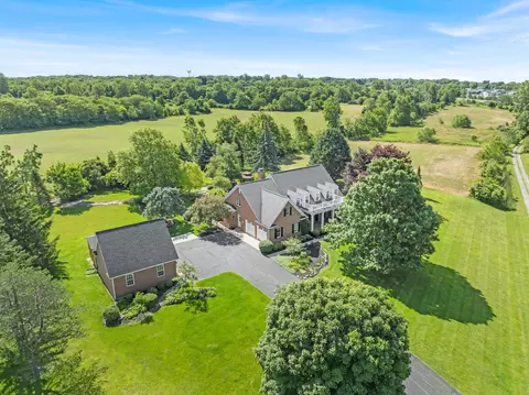 736 Arlington Rd, Bellefontaine, OH 43311