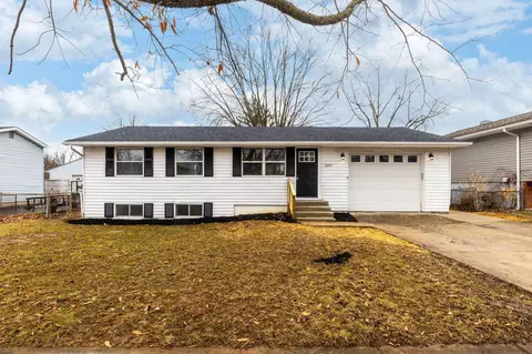 3247 Winding Creek Dr, Columbus, OH 43223