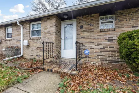 2348 Woodbrook Cir N #F, Columbus, OH 43223
