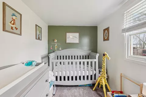 Bedroom - 134 Fairview Blvd, Circleville, OH 43113 photo 5 of 5